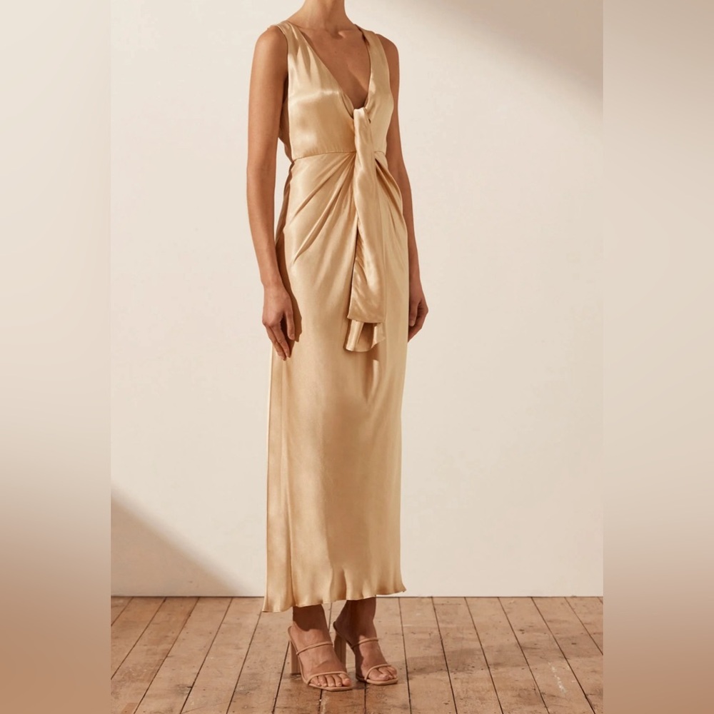 Shona Joy Felicity Sleeveless Plunged Tie Front Midi Dress - Porcini